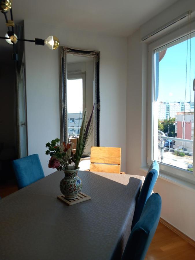 Apartment Inna With Free Garage Parking Zadar Buitenkant foto
